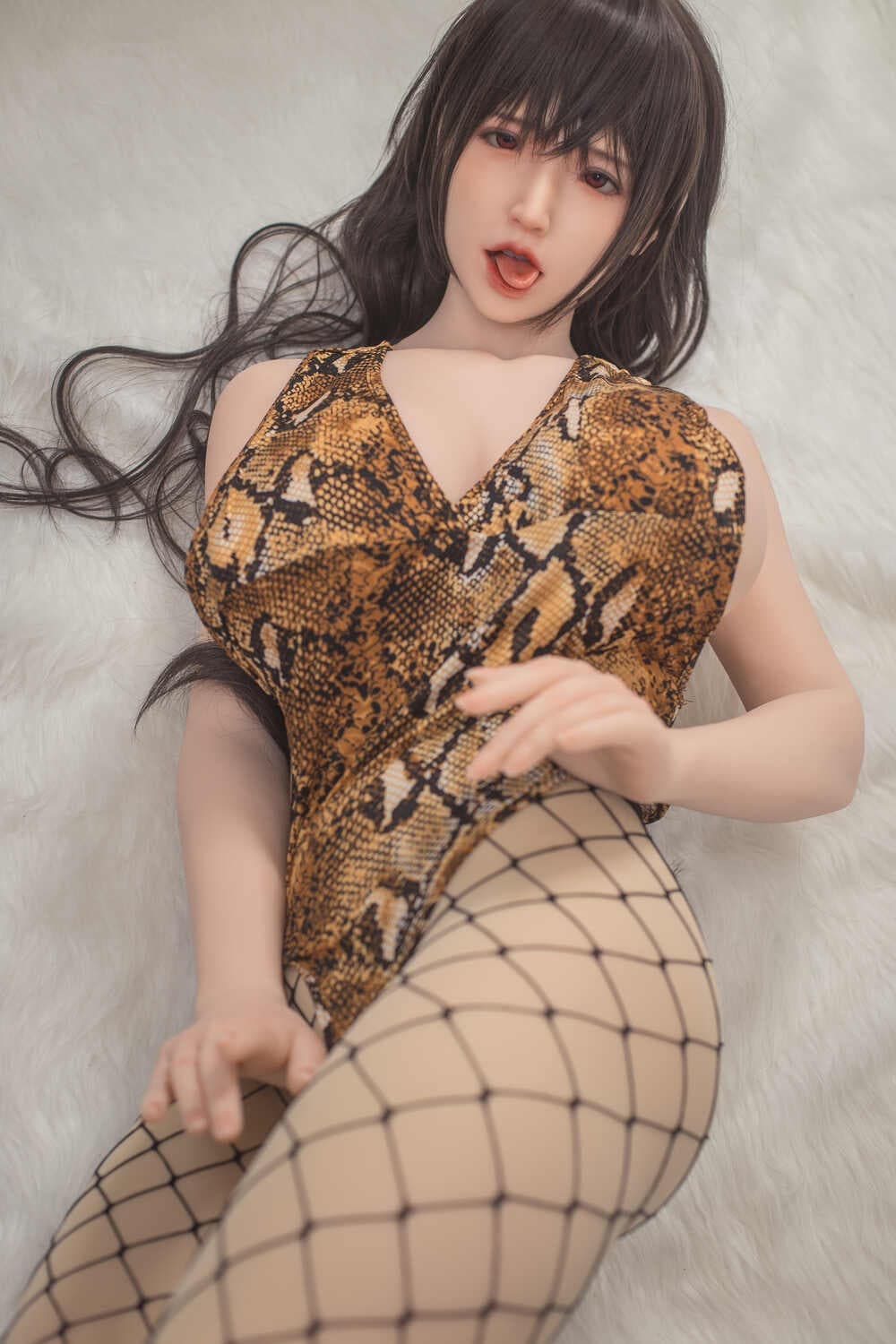 Adult silicone/TPE doll product image used for local research preview